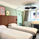 Ibis Brancion Parc Des Expositions 15eme