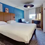 Hotel Ibis Brancion Parc Des Expositions 15eme