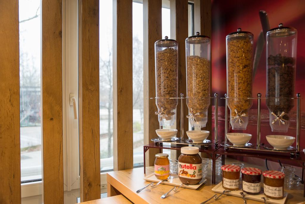 Ibis Brancion Parc Des Expositions 15ème Parigi