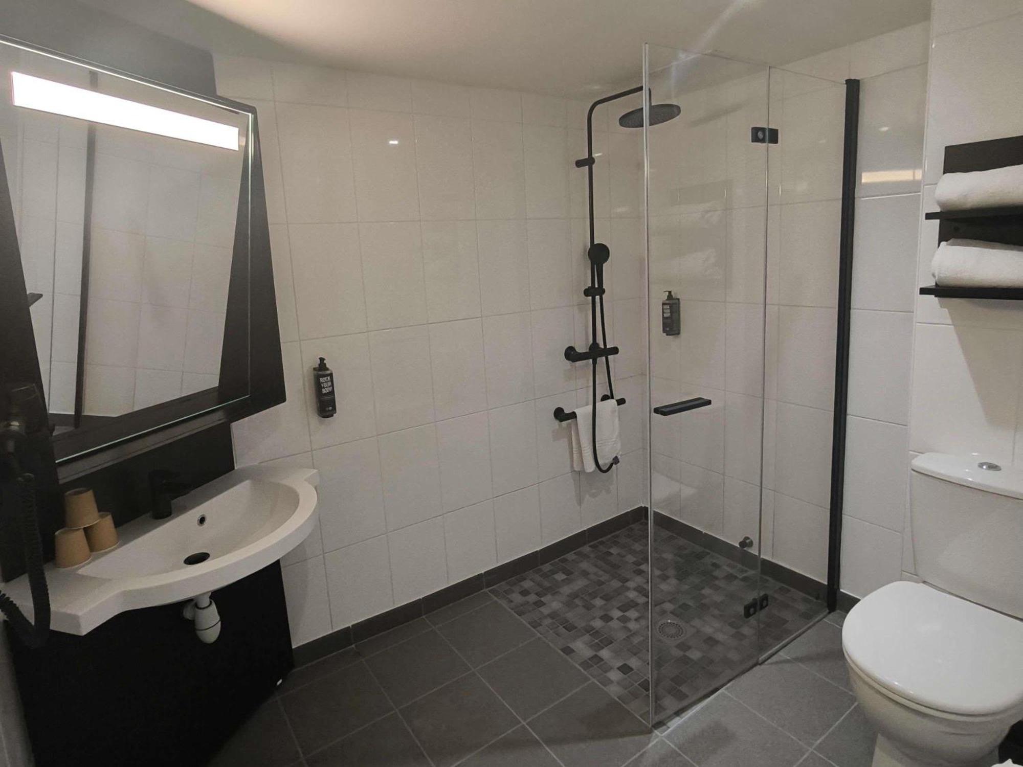 Ibis Brancion Parc Des Expositions 15ème 3* Parigi